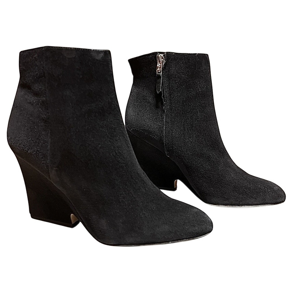Sam Edelman Wilson Womans Black Suede Wedgeโ Heel Booties Size 8.5